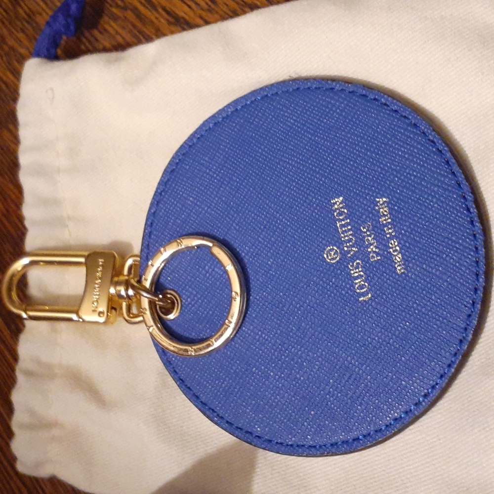 LOUIS VUITTON PURSE KEY CHARM HOLDER AUTHENTIC - Picture 4 of 8